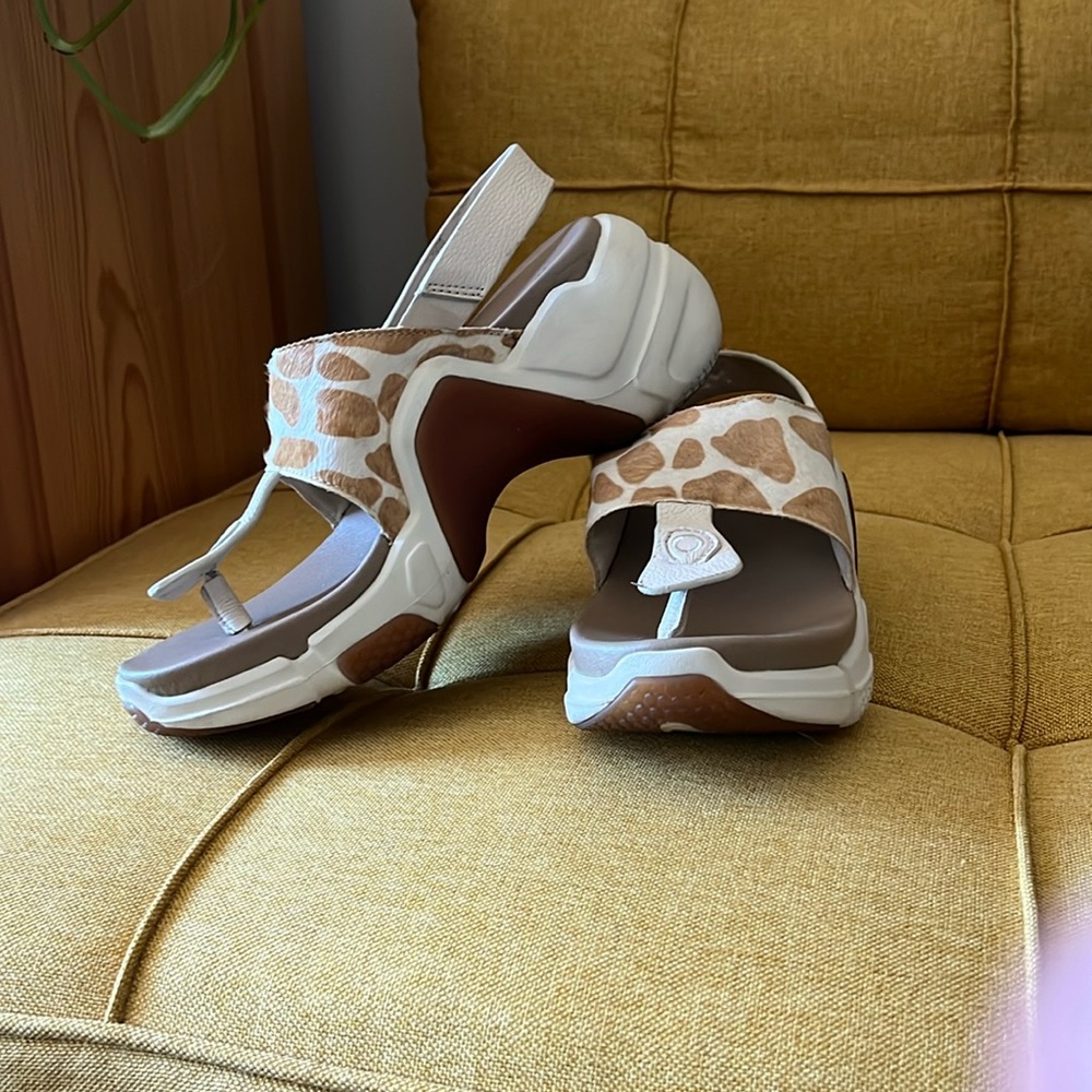 Mark Nason platform leather sandals size 7